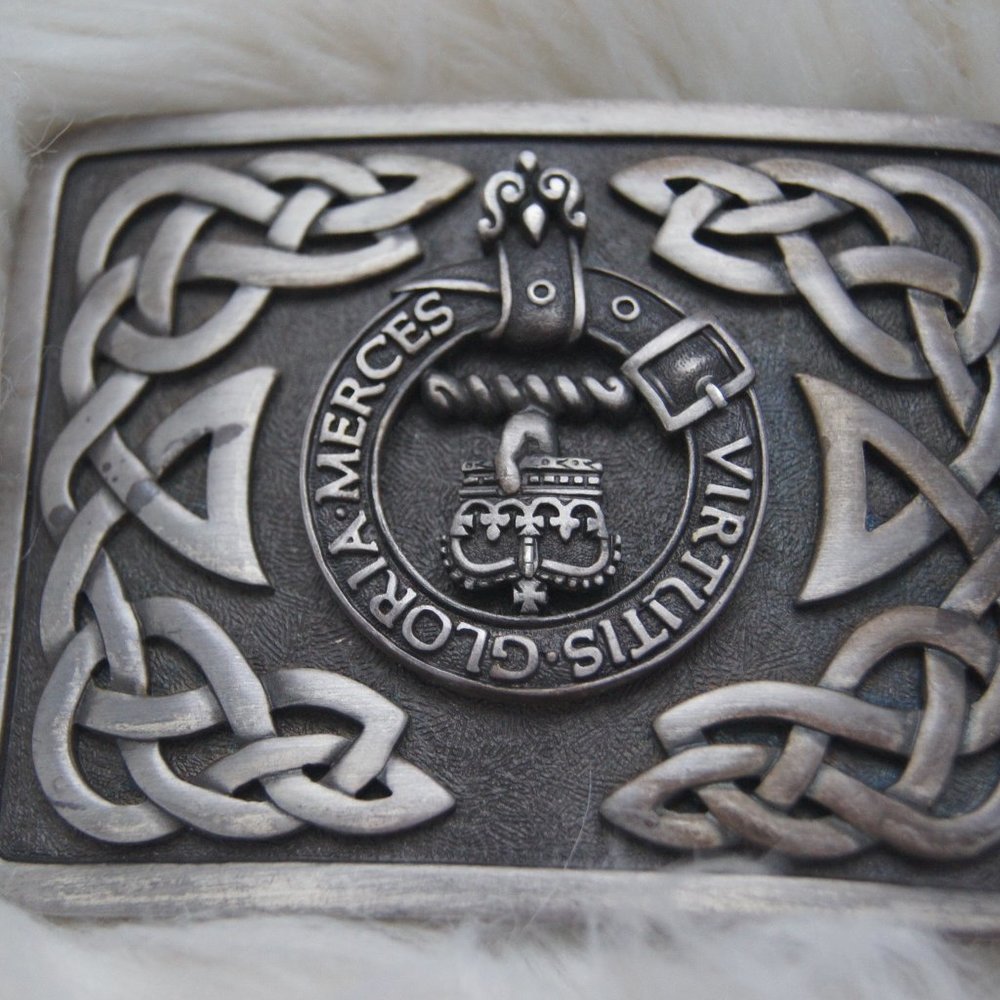Robertson Clan Belt Buckle Scottish - Virtutis Gloria Merces